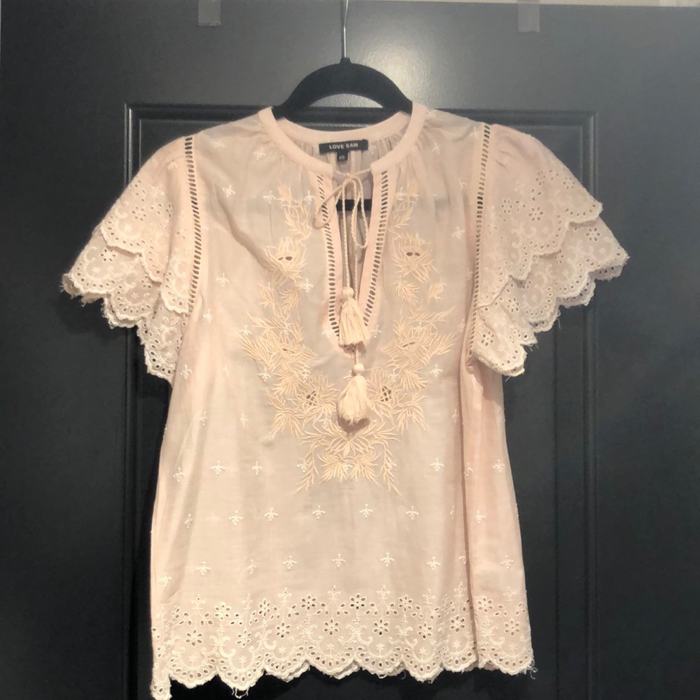 LOVE SAM Boho Short sleeve embroidered Peach Top.